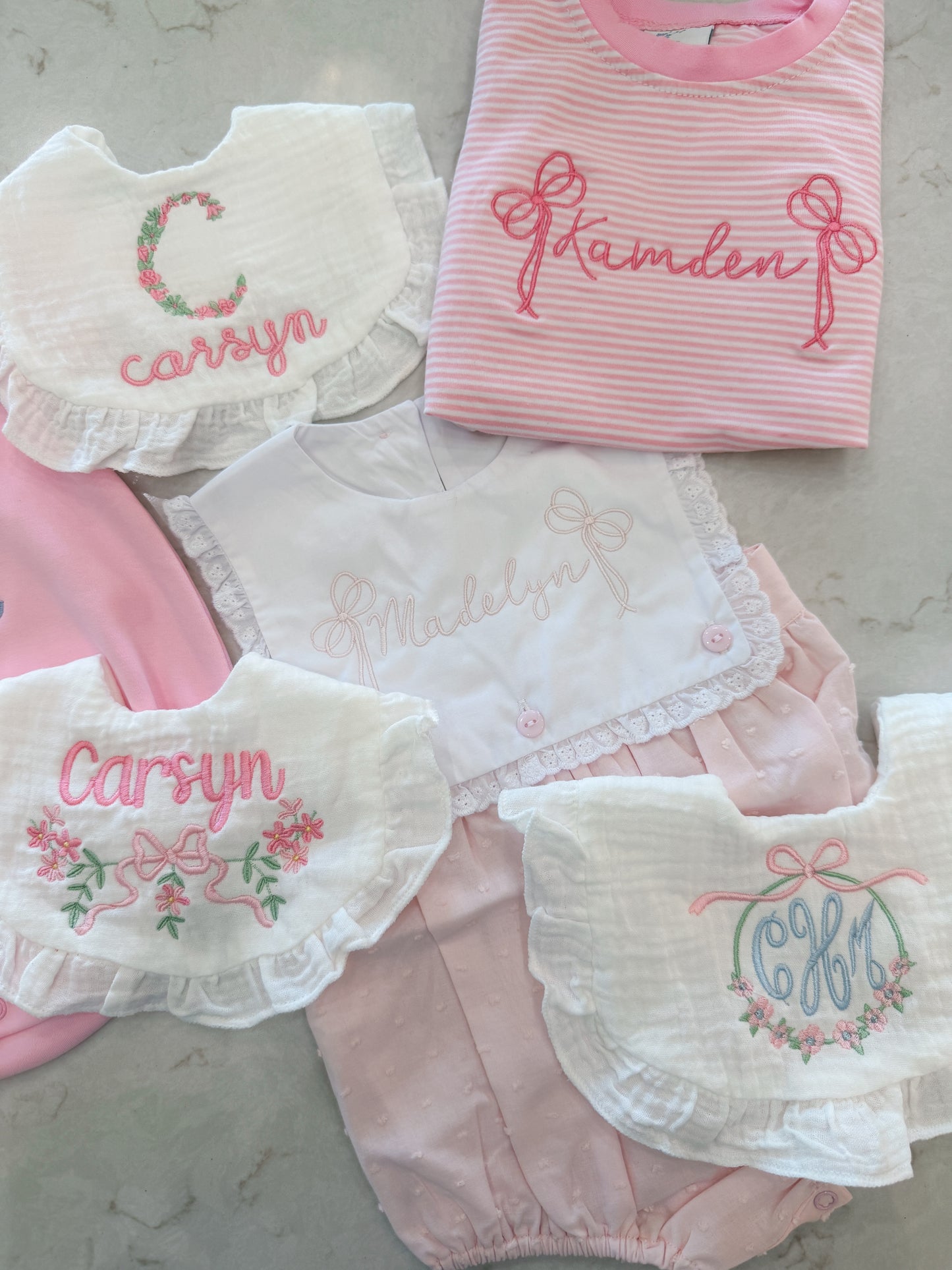 Ruffle Muslin Bib